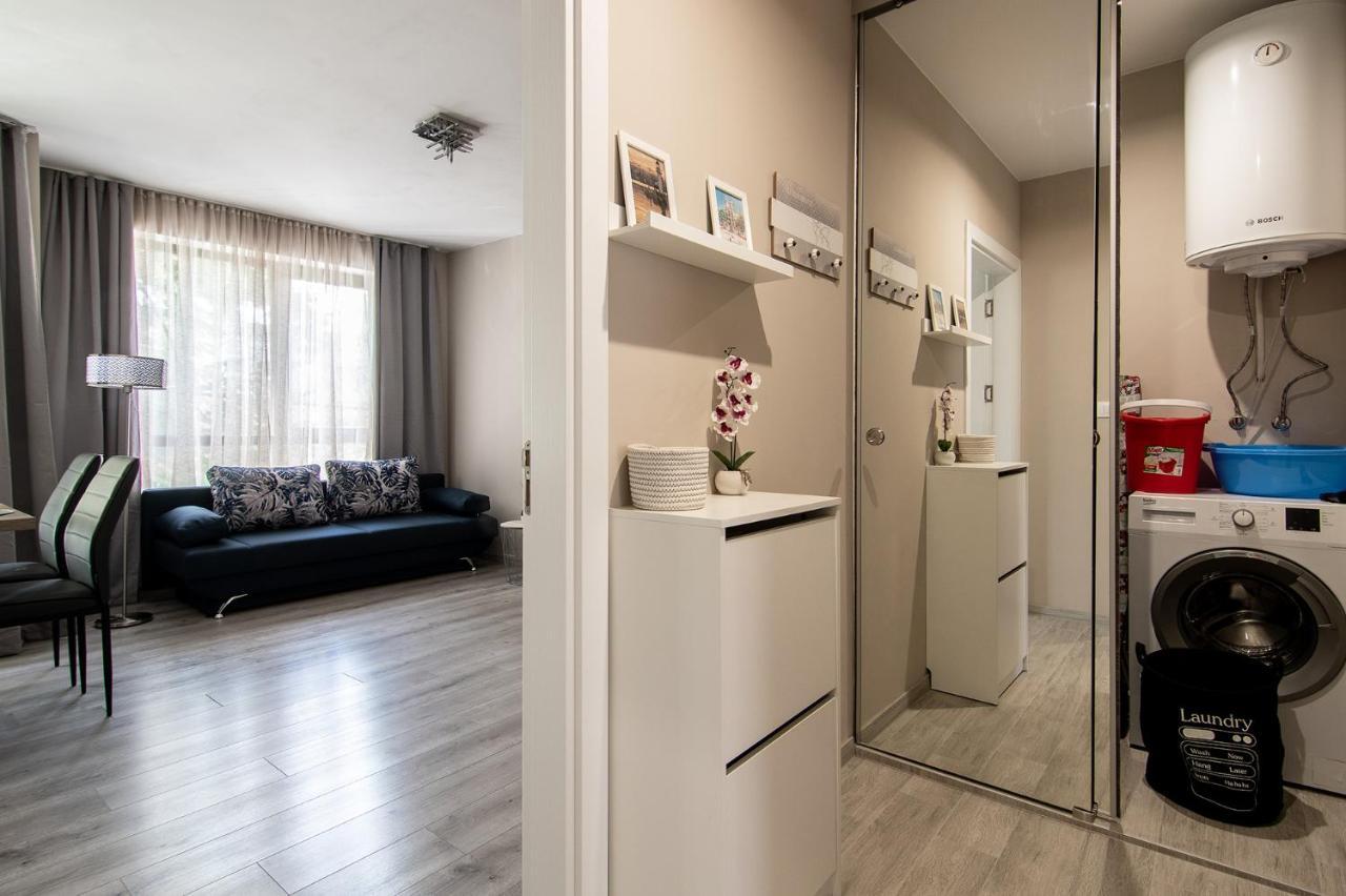 Cozy Flats Nearby Center Free Park Area Apartamento Varna Exterior foto