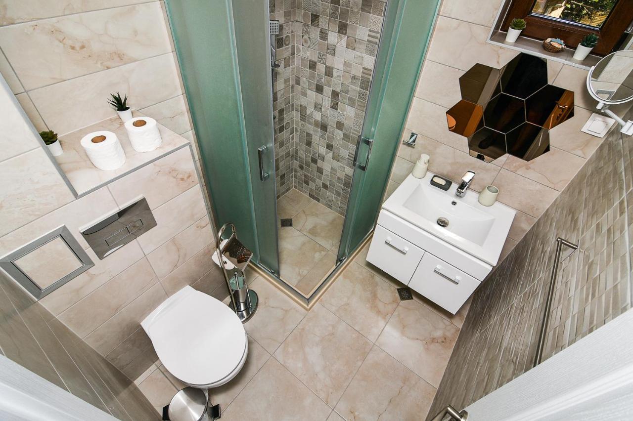 Cozy Flats Nearby Center Free Park Area Apartamento Varna Exterior foto